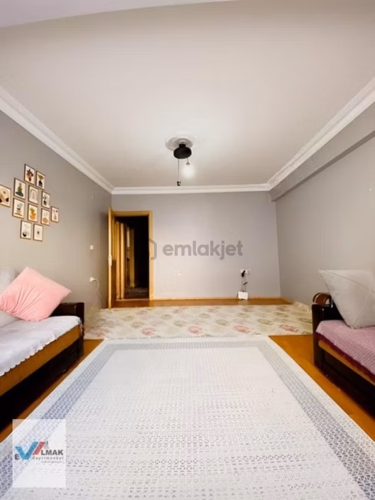 Evalmak'ta 2+1(90m2)iskanlı Balkonlu Arakat İtfaiye Yakın - 3