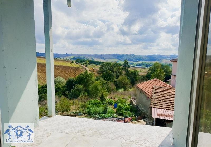 Derince Tahtalıda 2 Katlı Köyevi 567m2 Arsa İçinde - 34