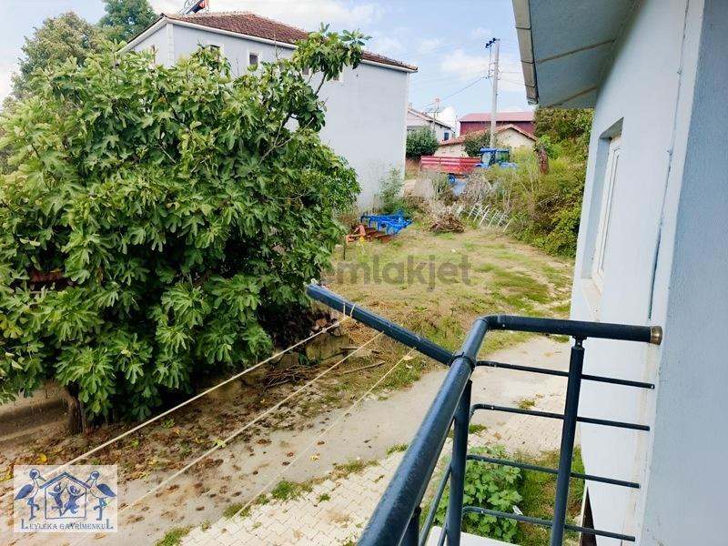 Derince Tahtalıda 2 Katlı Köyevi 567m2 Arsa İçinde - 25