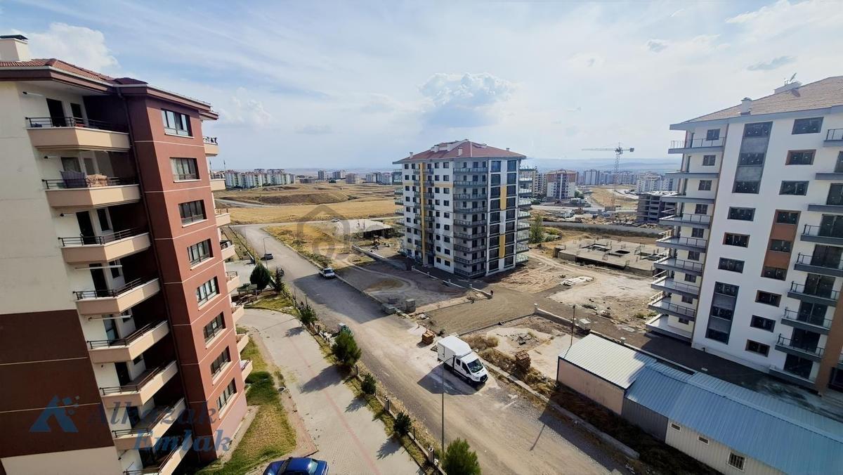 Alcı Mahallesinde Satılık 4+1 Daire - 11