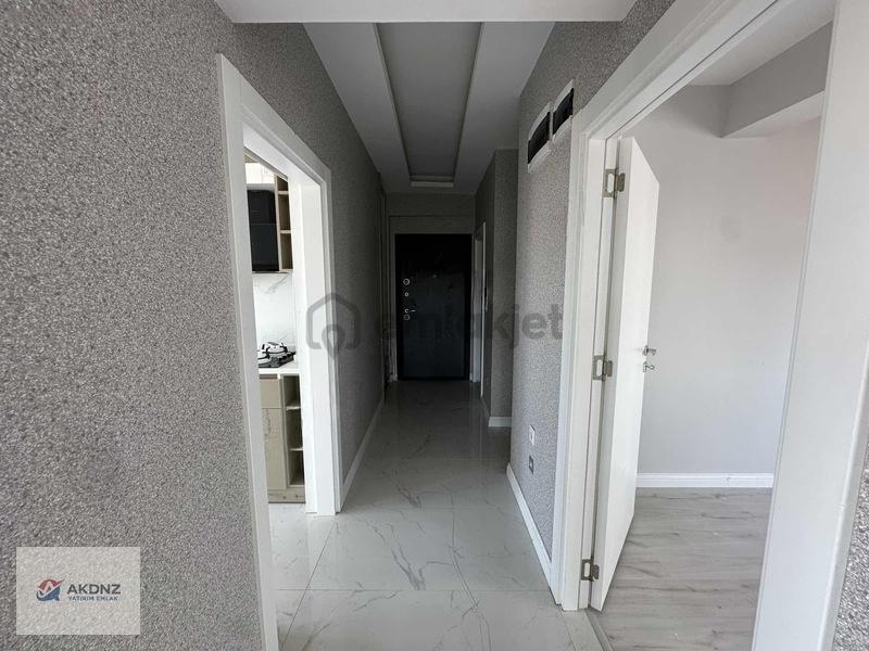 Akdeniz Emlaktan Denize Yürüme Mesafesinde Köşe Başı Daire - 19