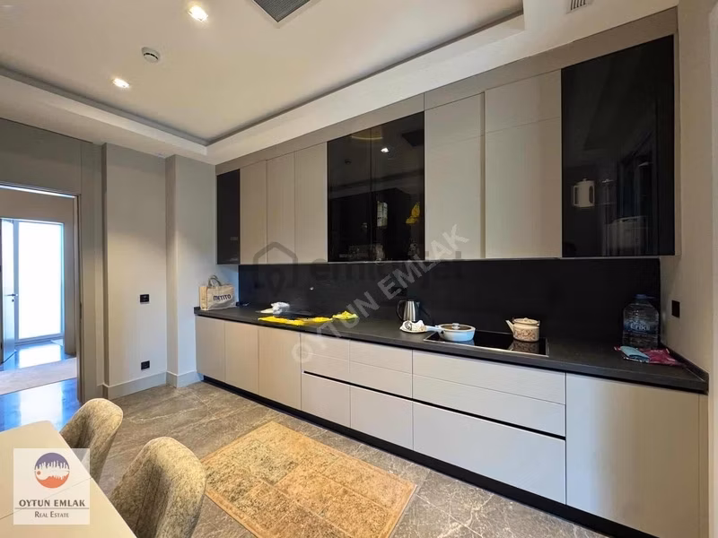 Tema 2 Sitesinde Kiralık Boş 4+2 Müstakıl Vılla - 14