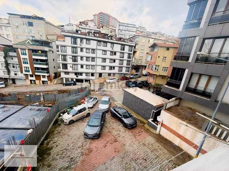 Elif Emlaktan Balkonlu Daire - 16