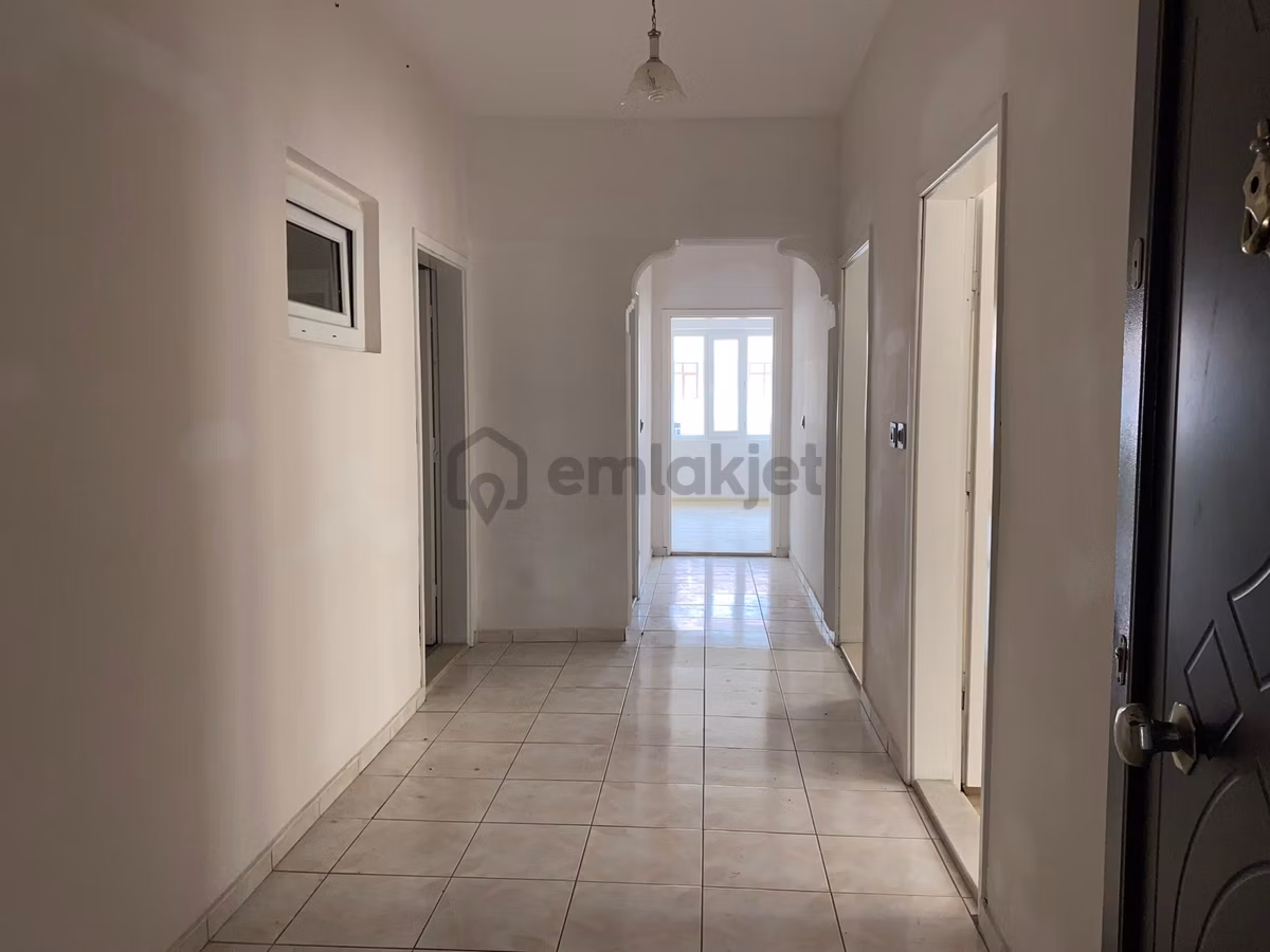 Re Golf'ten Merkez Mahallesi'nde Kiralık Daire - 6