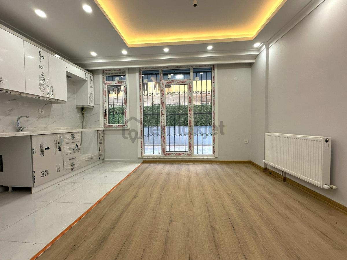 Next House'dan Tramvay Yakını Sıfır Bahçe Kullanımlı 2+1