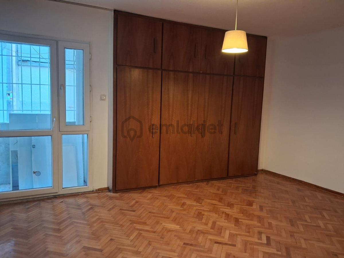 Göztepe Mahallesi'nde Geniş 3+1 Kiralık Daire - 18