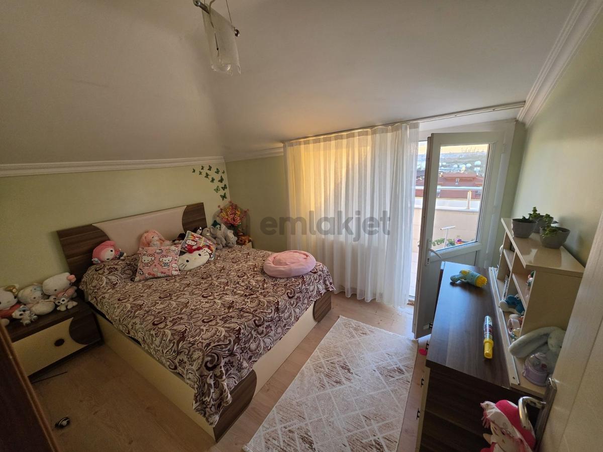Avcılarda Satılık Ferah 4+2 Bağımsız Dubleks Daire - 35