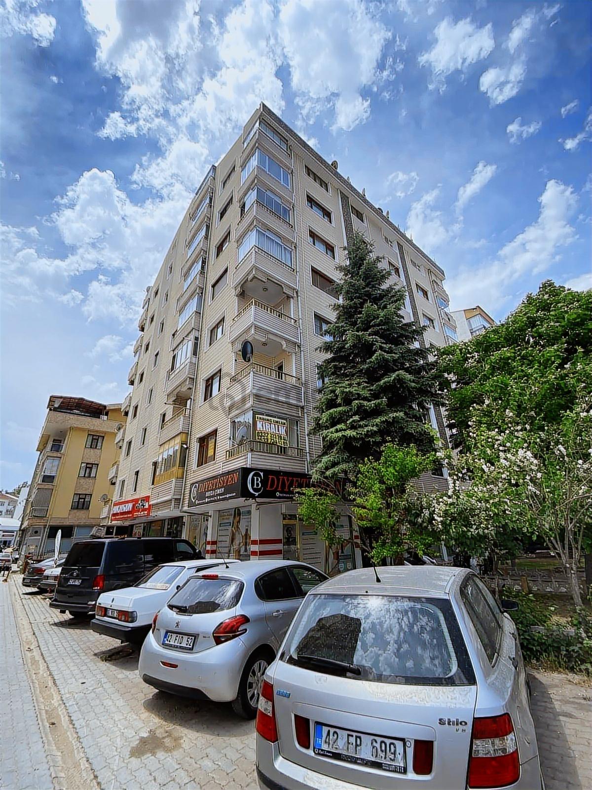 İhsaniye Mahallesinde Kiralık 3+1 Daire