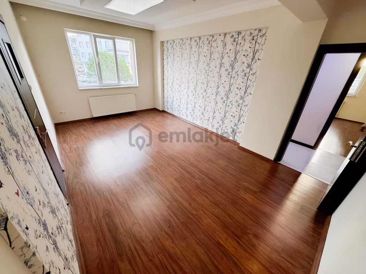 Dikmen Vadi Sitesinde Geniş Ve Kullanışlı Kiralık 3+1 Daire - 18