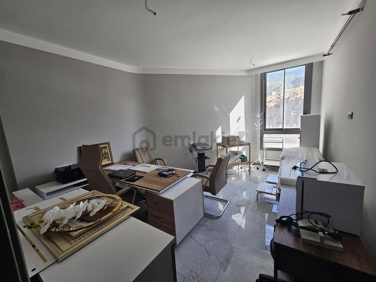 Manisa Yunusemre Noran Offıcıum'da Devren Kiralık Ofis 2+0 - 12