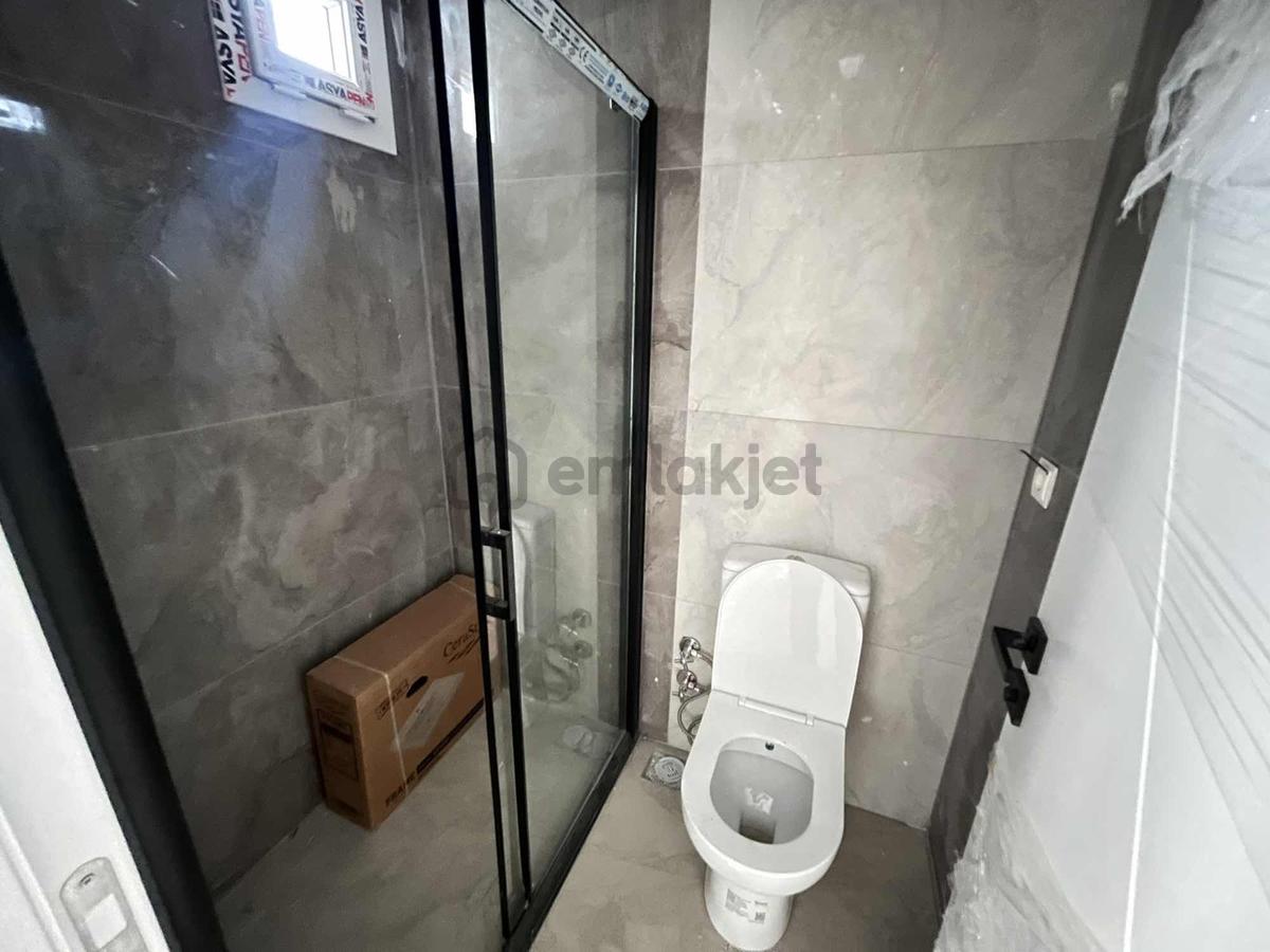 Yukarı Alata'da Site İçi 2+1 Sıfır Daire !! - 8