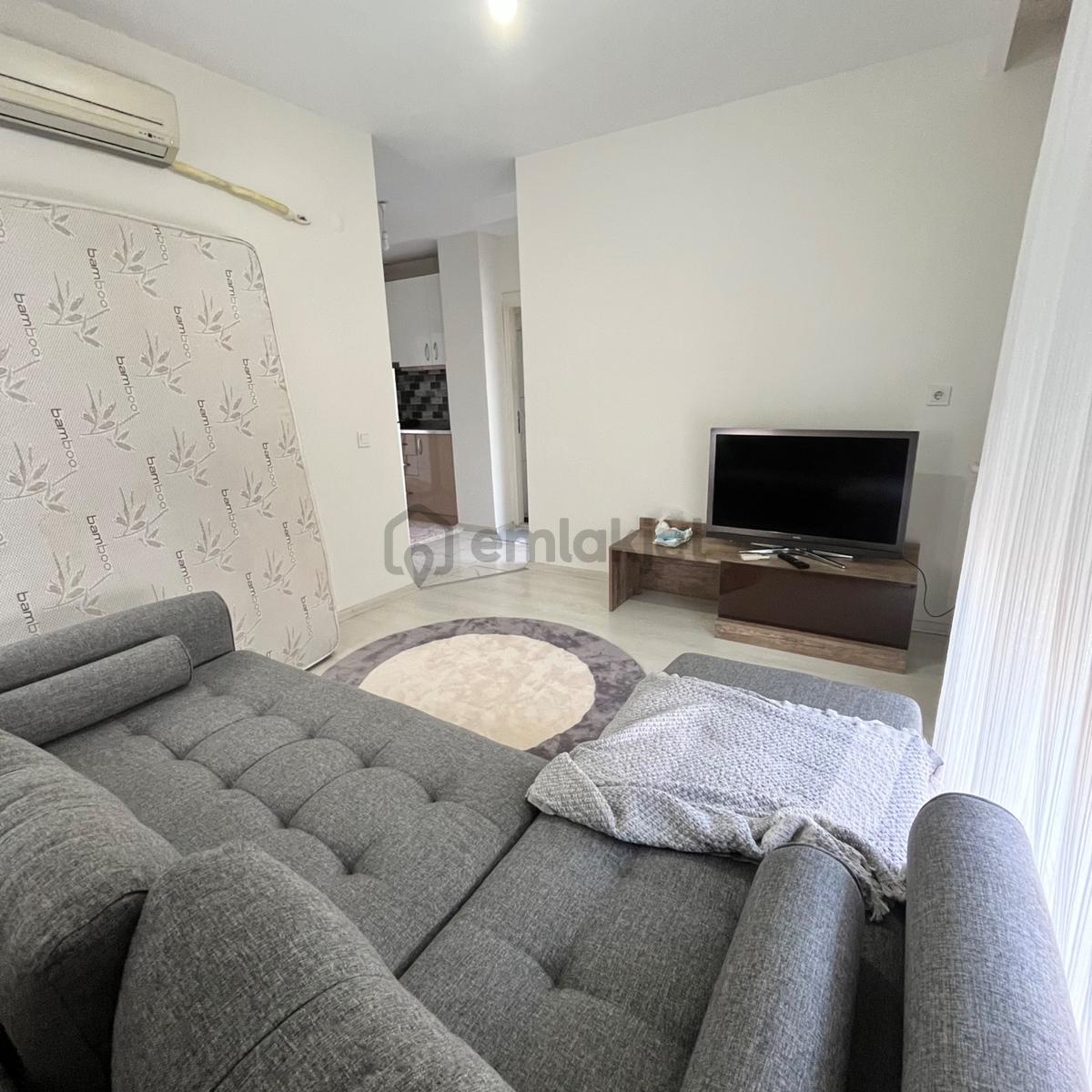 Ahatlıda 1+1 Katta Asansörlü Eşyalı Satılık Daire - 9