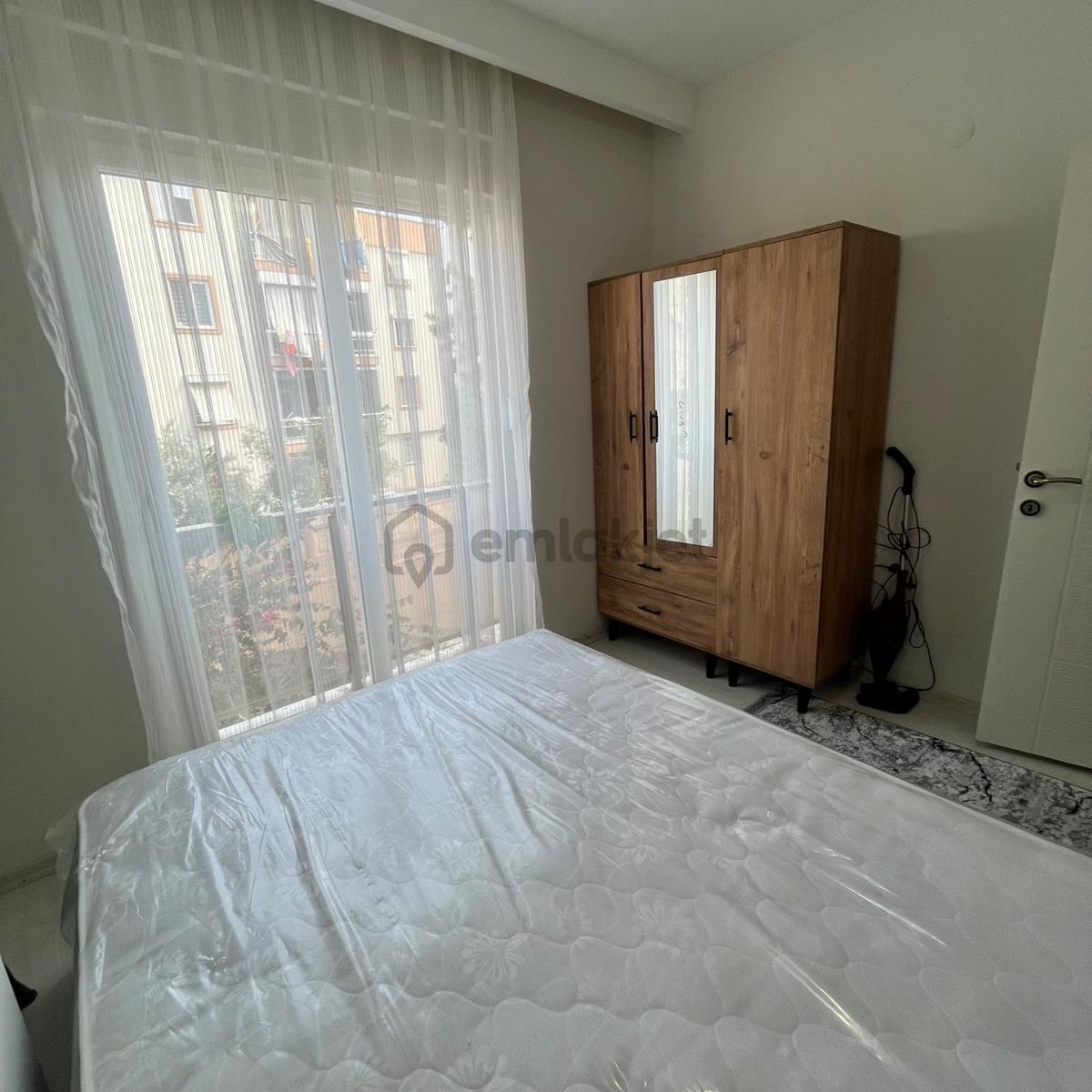 Ahatlıda 1+1 Katta Asansörlü Eşyalı Satılık Daire - 5