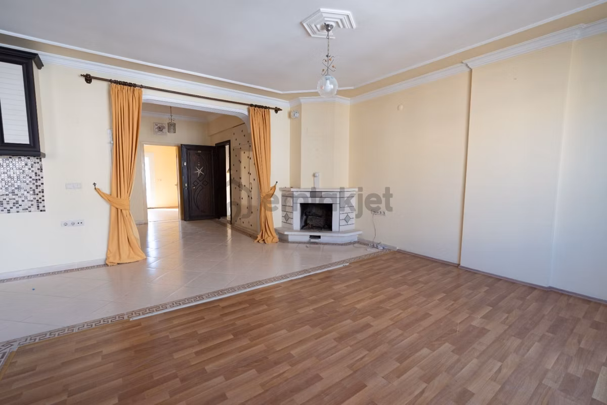 Kuşadasi Marinada Bakımlı 2+1 Daire - 2
