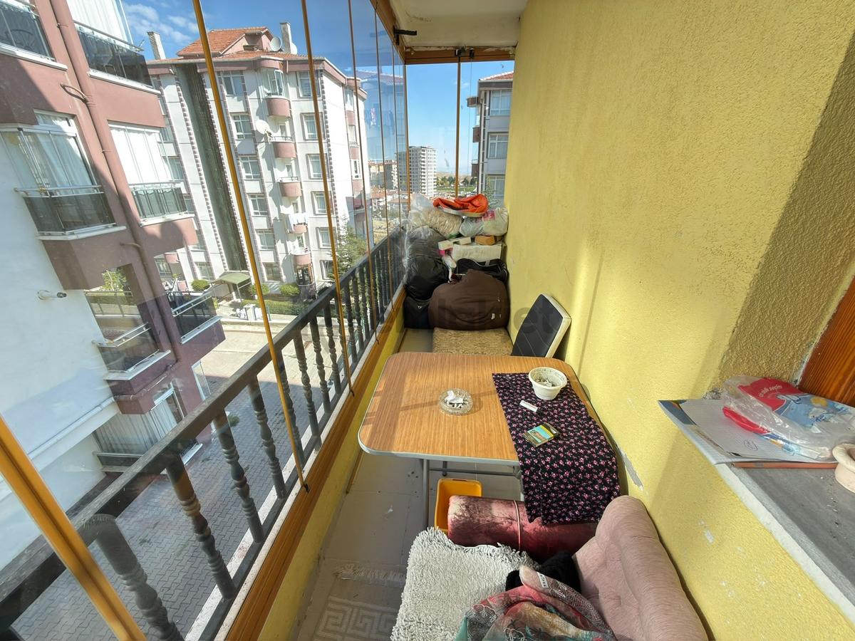 Altınşah Emlak'tan Cadde Üzerinde 125m² 2.kat 3+1 - 5