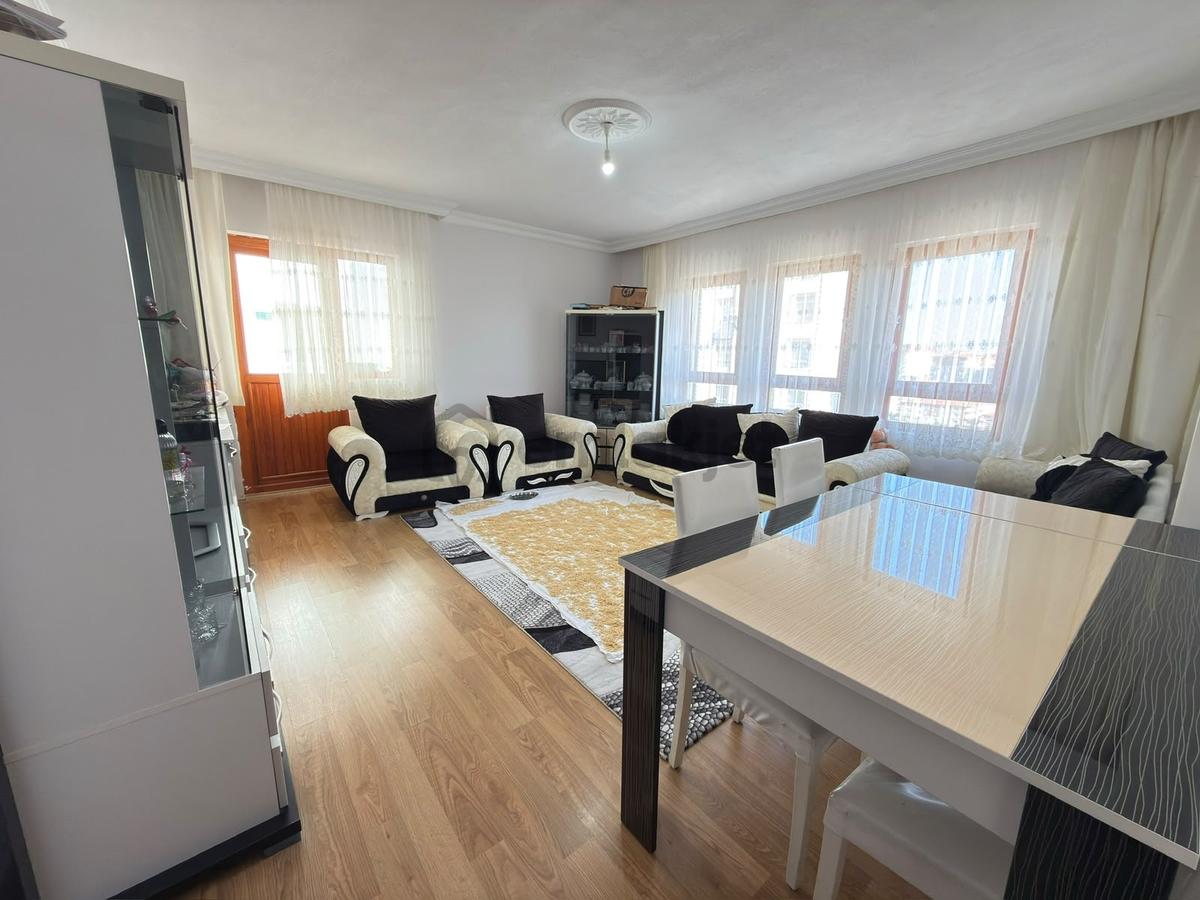 Altınşah Emlak'tan Cadde Üzerinde 125m² 2.kat 3+1 - 2