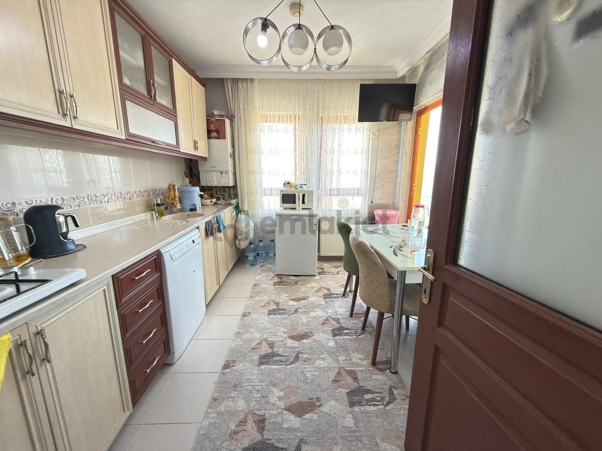 Altınşah Emlak'tan Cadde Üzerinde 125m² 2.kat 3+1 - 7