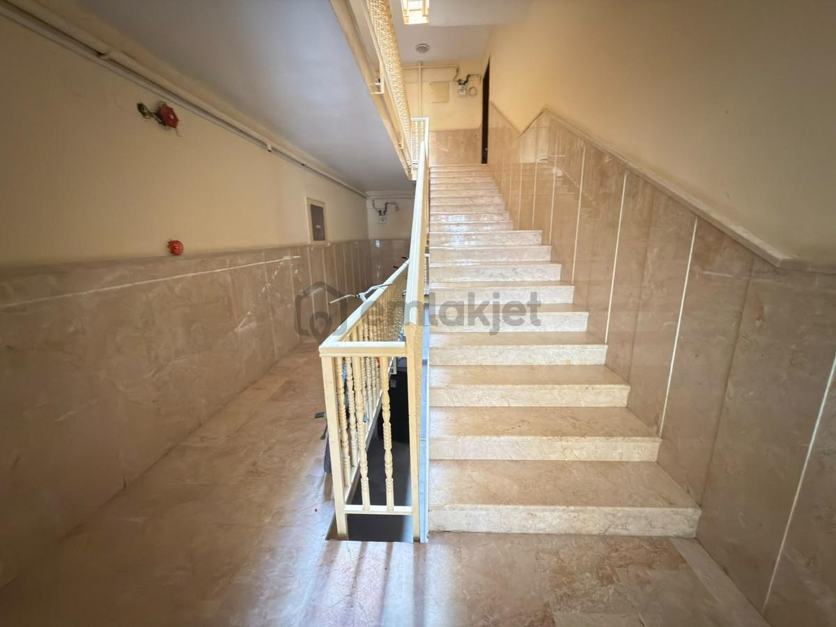 Altınşah Emlak'tan Cadde Üzerinde 125m² 2.kat 3+1 - 27
