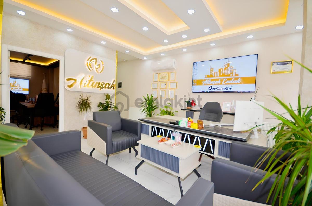 Altınşah Emlak'tan Cadde Üzerinde 125m² 2.kat 3+1 - 32