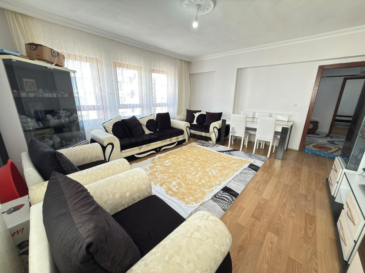 Altınşah Emlak'tan Cadde Üzerinde 125m² 2.kat 3+1 - 4
