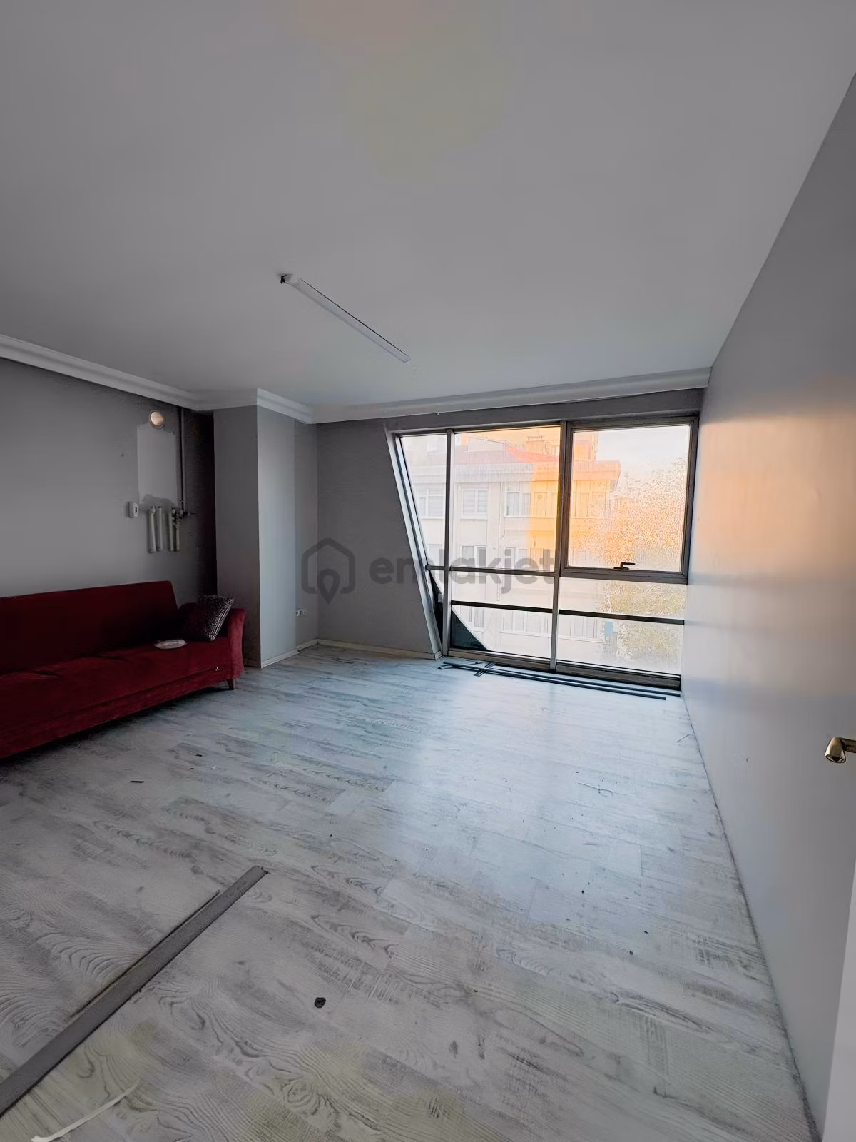 Şekeroglu 1+1 Ana Cadde Plazada Kiralık Ofis Daire - 6
