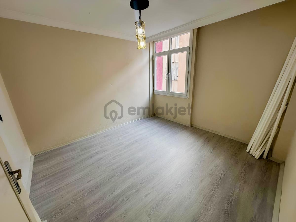 Yeşilyurt Asm Karşısı 2+1 Kiralık Çift Balkonlu Açık Otopark - 16
