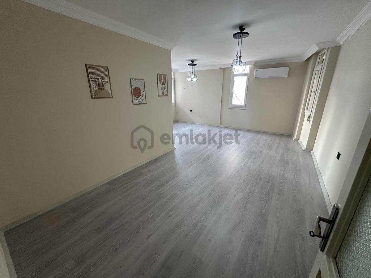 Yeşilyurt Asm Karşısı 2+1 Kiralık Çift Balkonlu Açık Otopark - 7