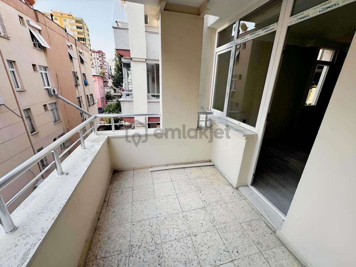 Yeşilyurt Asm Karşısı 2+1 Kiralık Çift Balkonlu Açık Otopark - 10
