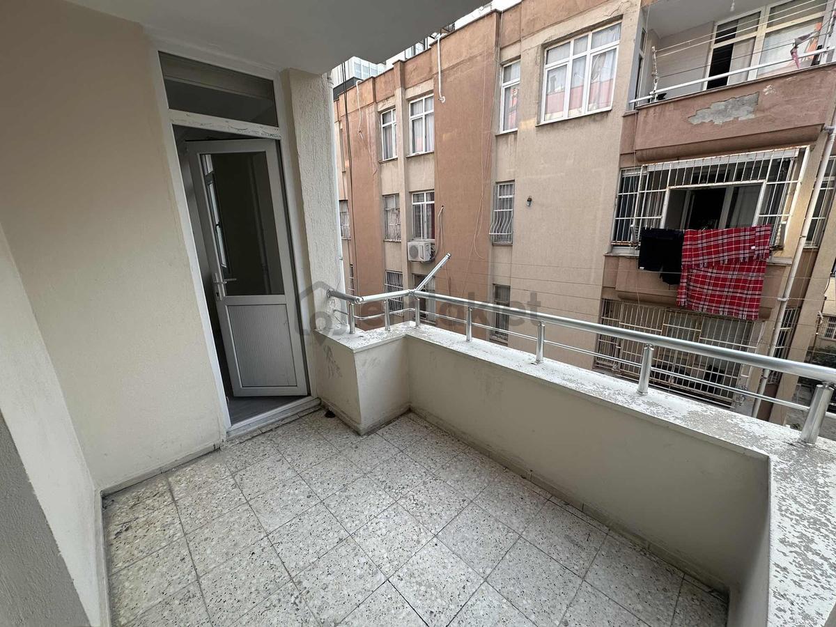 Yeşilyurt Asm Karşısı 2+1 Kiralık Çift Balkonlu Açık Otopark - 9