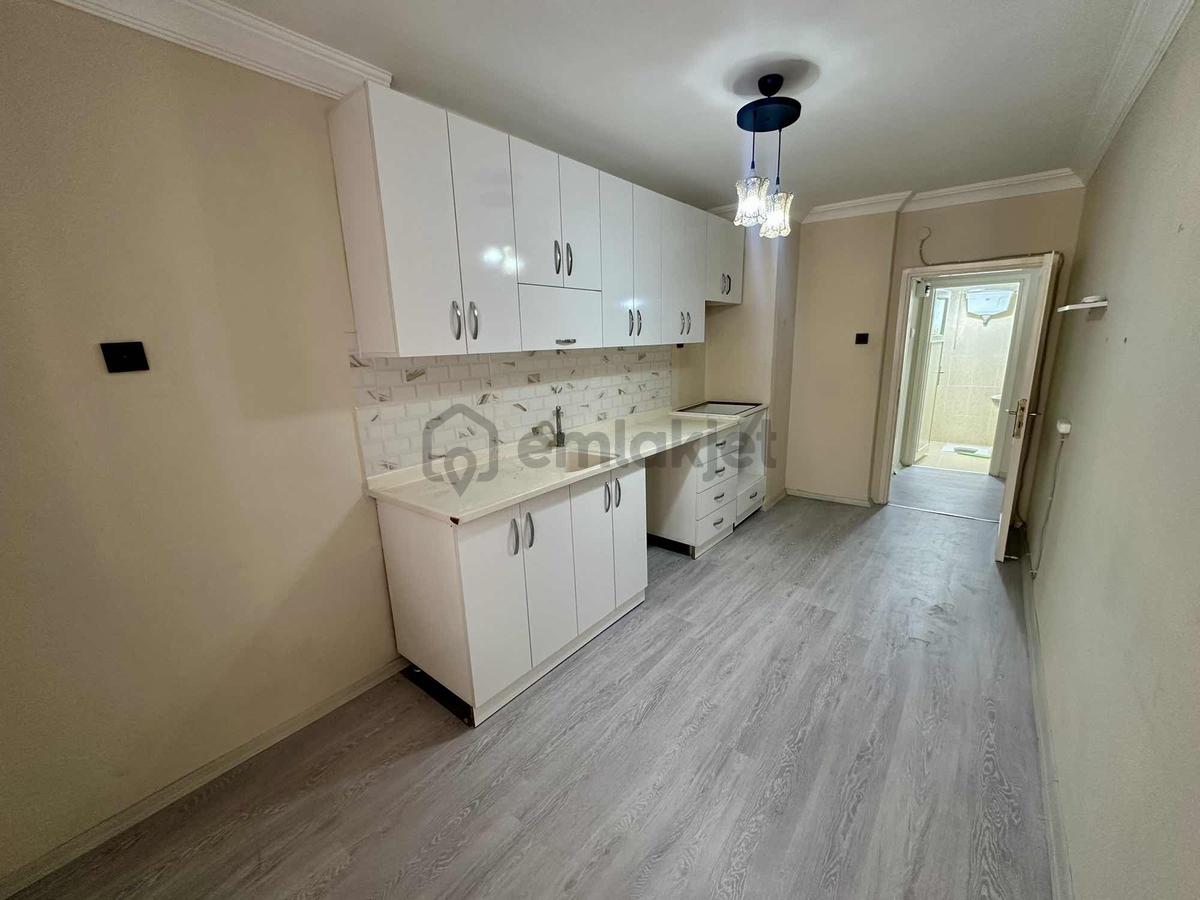 Yeşilyurt Asm Karşısı 2+1 Kiralık Çift Balkonlu Açık Otopark - 4
