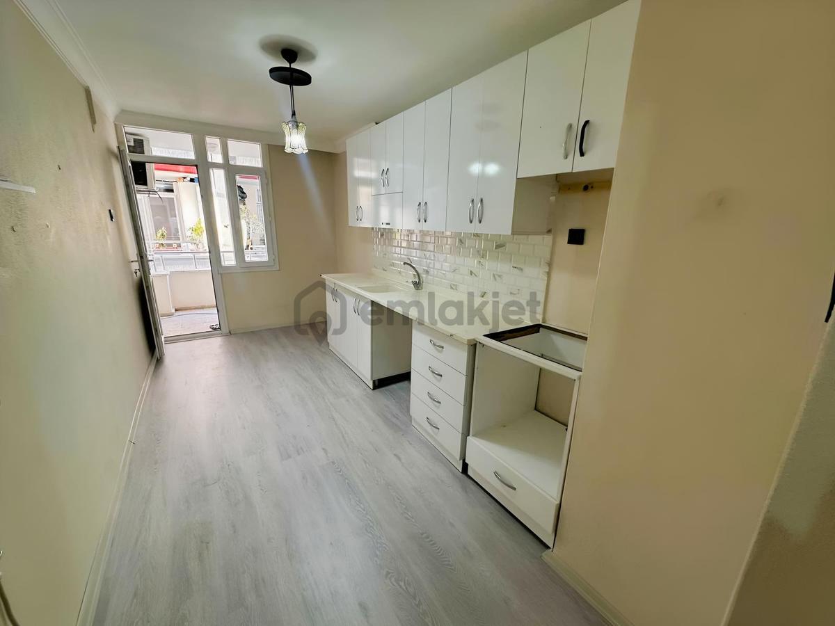 Yeşilyurt Asm Karşısı 2+1 Kiralık Çift Balkonlu Açık Otopark - 3