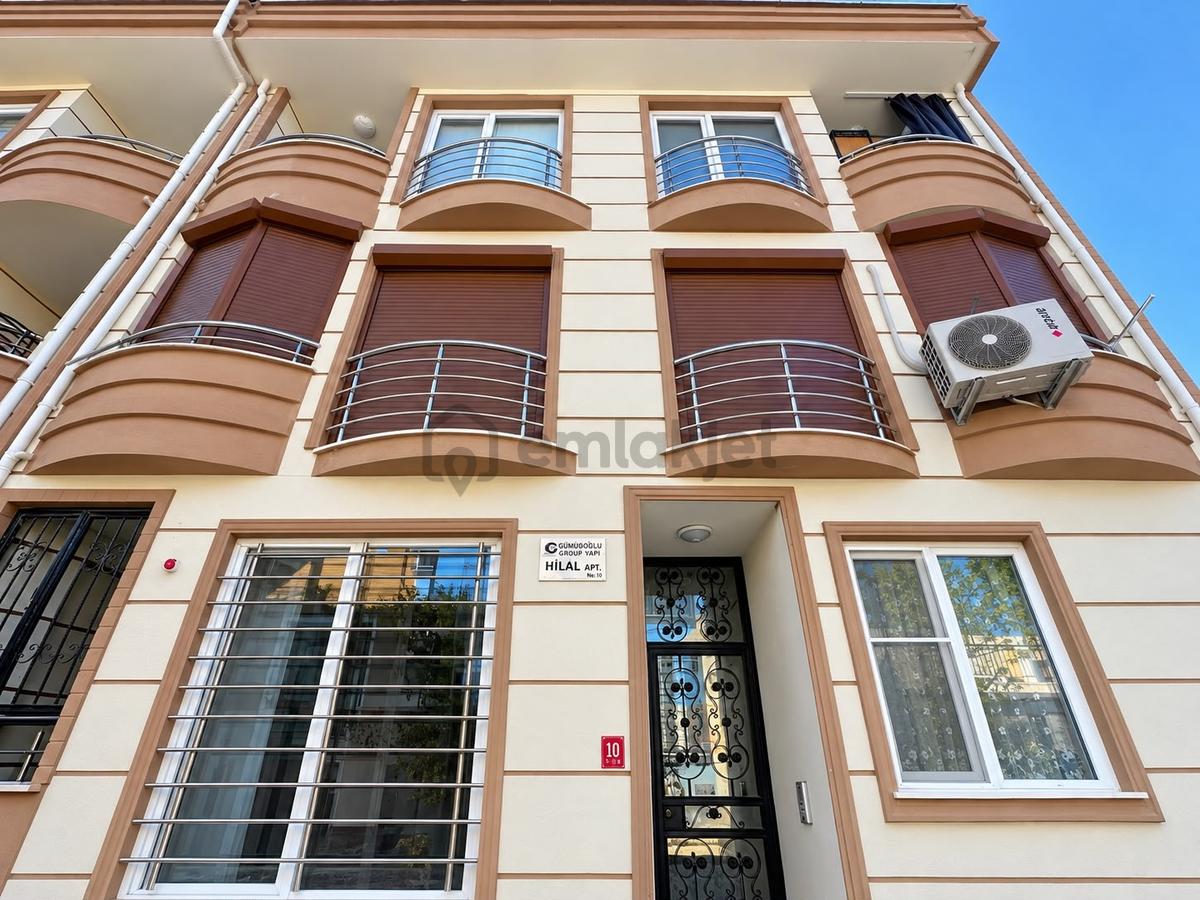 Doradan Cemil Temelde Satılık Yeni Bina 2+1 Bahçeli Daire