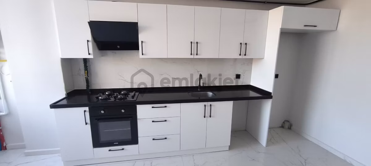 Delux'den 100.yıl'da Geniş Mutfaklı 2+1 Kiralık Daire - 9