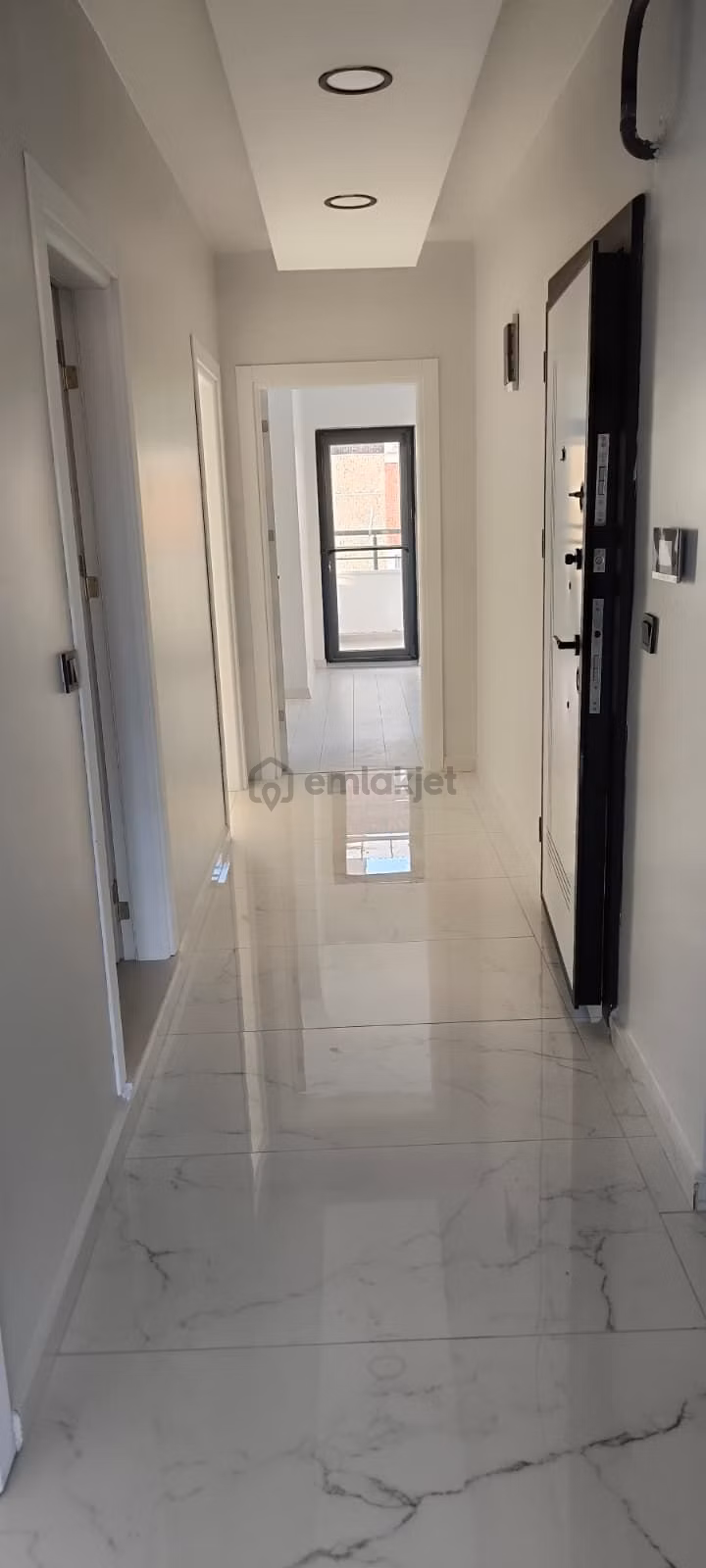 Delux'den 100.yıl'da Geniş Mutfaklı 2+1 Kiralık Daire - 13