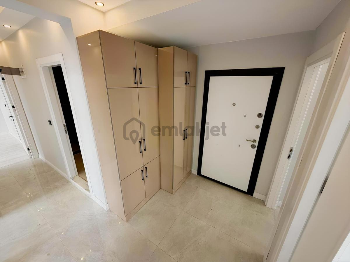 Blue'dan M. Akifte Site İçinde Kiralık 3+1 Ebeveyn Banyolu Daire - 23