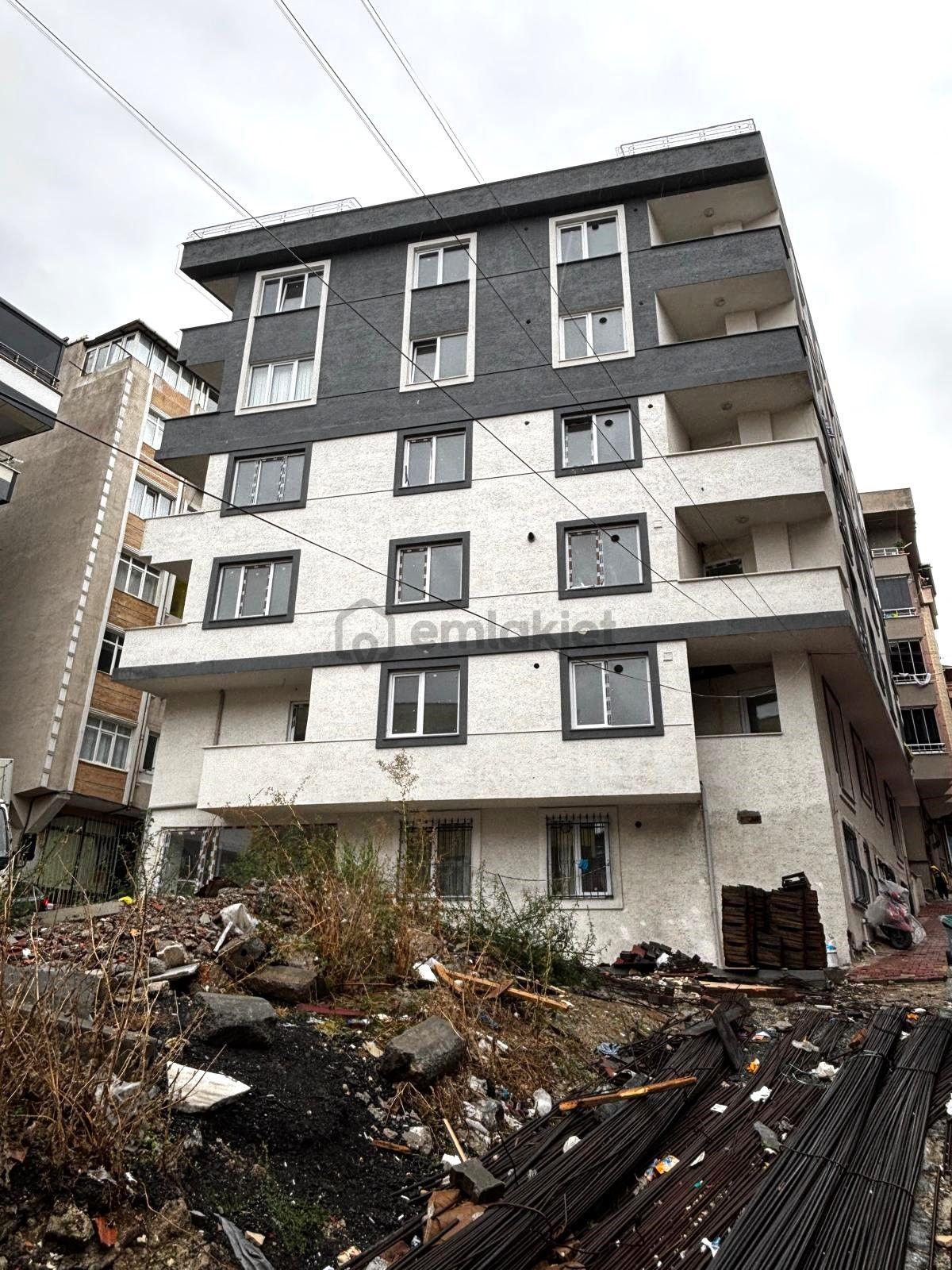 Bahçelievler Devlet Hastanesi Yakını 2+1 Sıfır Arakat Daire - 2