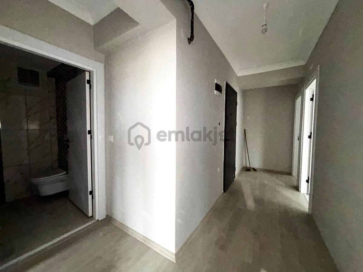 Bahçelievler Devlet Hastanesi Yakını 2+1 Sıfır Arakat Daire - 6