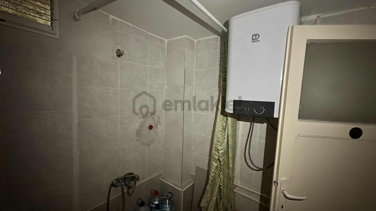 Karşıyaka Çarşı 2+1 Ara Kat Satılık Daire - 23