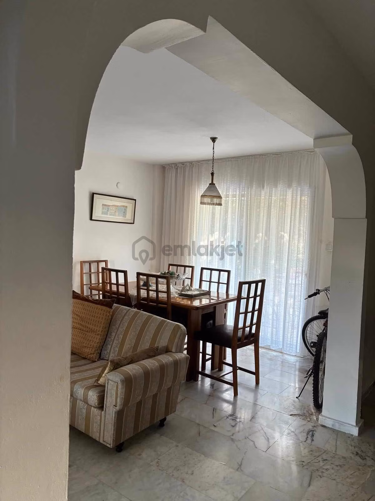 Çeşme Dalyan Cankaya Evleri Geniş Bahçeli Satılık Villa - 13