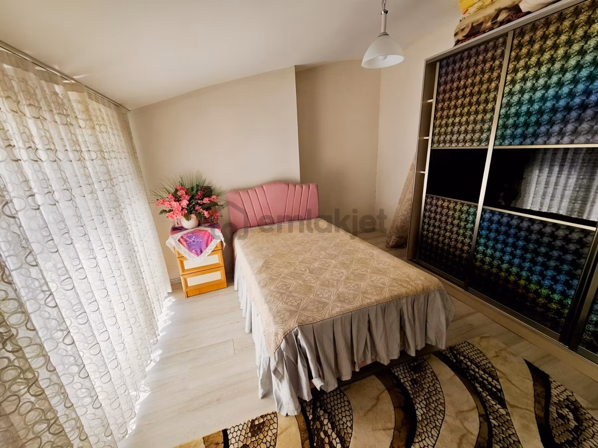 Söke Atatürk Mahallesinde Satılık 4+2 Dublex Daire - 18