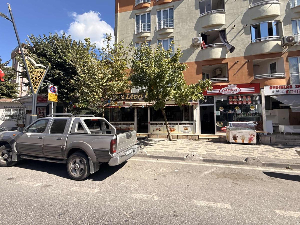 Devren Kiralık Cafe Minibüs Yolunda Cadde 0 - 32
