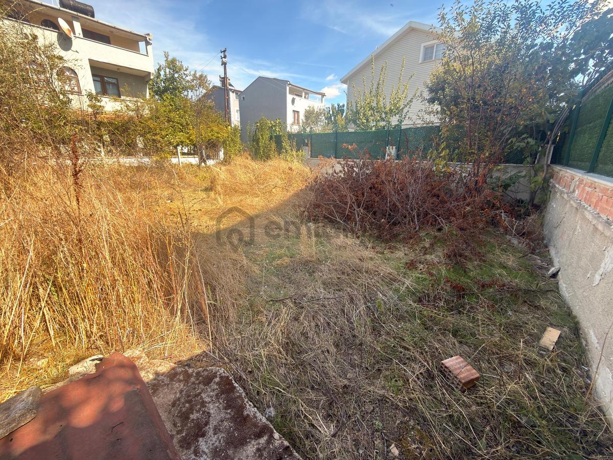 Marmara Ereğlisi Yeniçiftlik'te 140 M² Net, Tel Çitli Arsa - 11