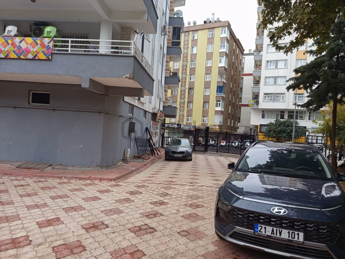 Diclekent Roboski Parkı Bitişiği Satılık 3+1 200 Mt Daire - 16