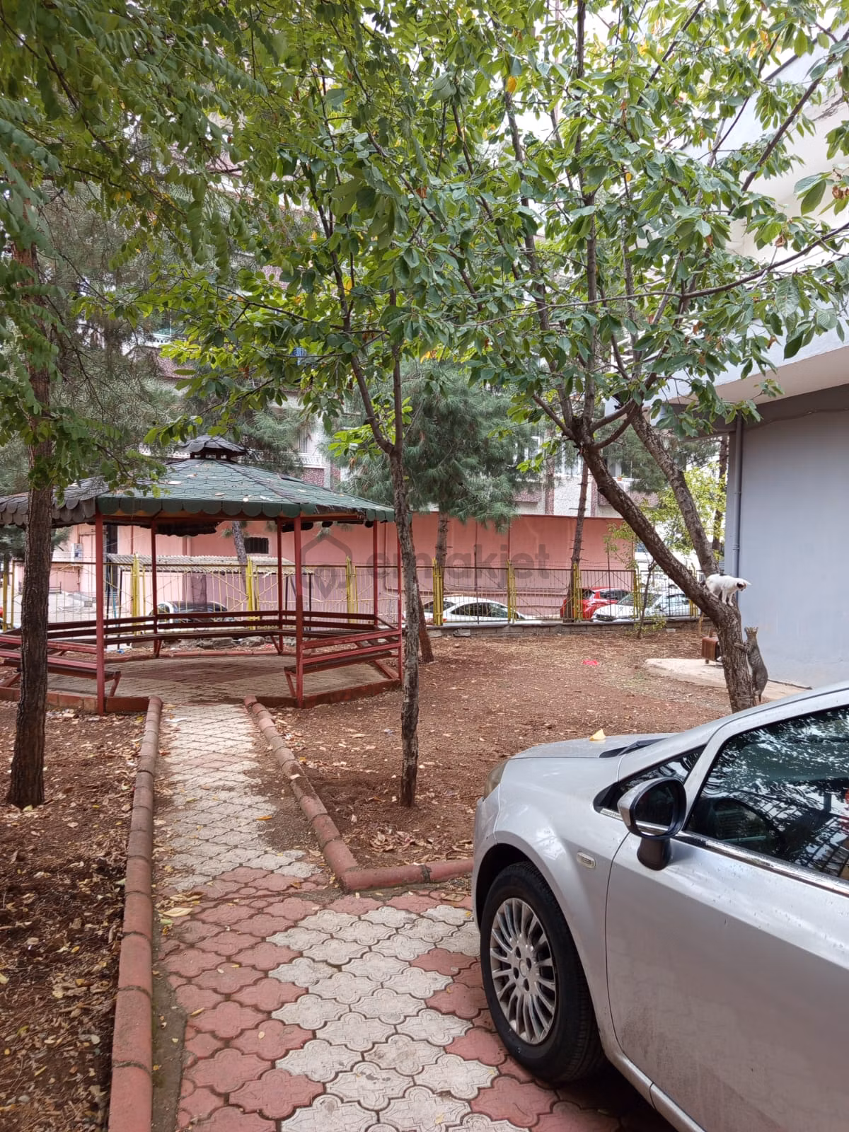 Diclekent Roboski Parkı Bitişiği Satılık 3+1 200 Mt Daire - 19