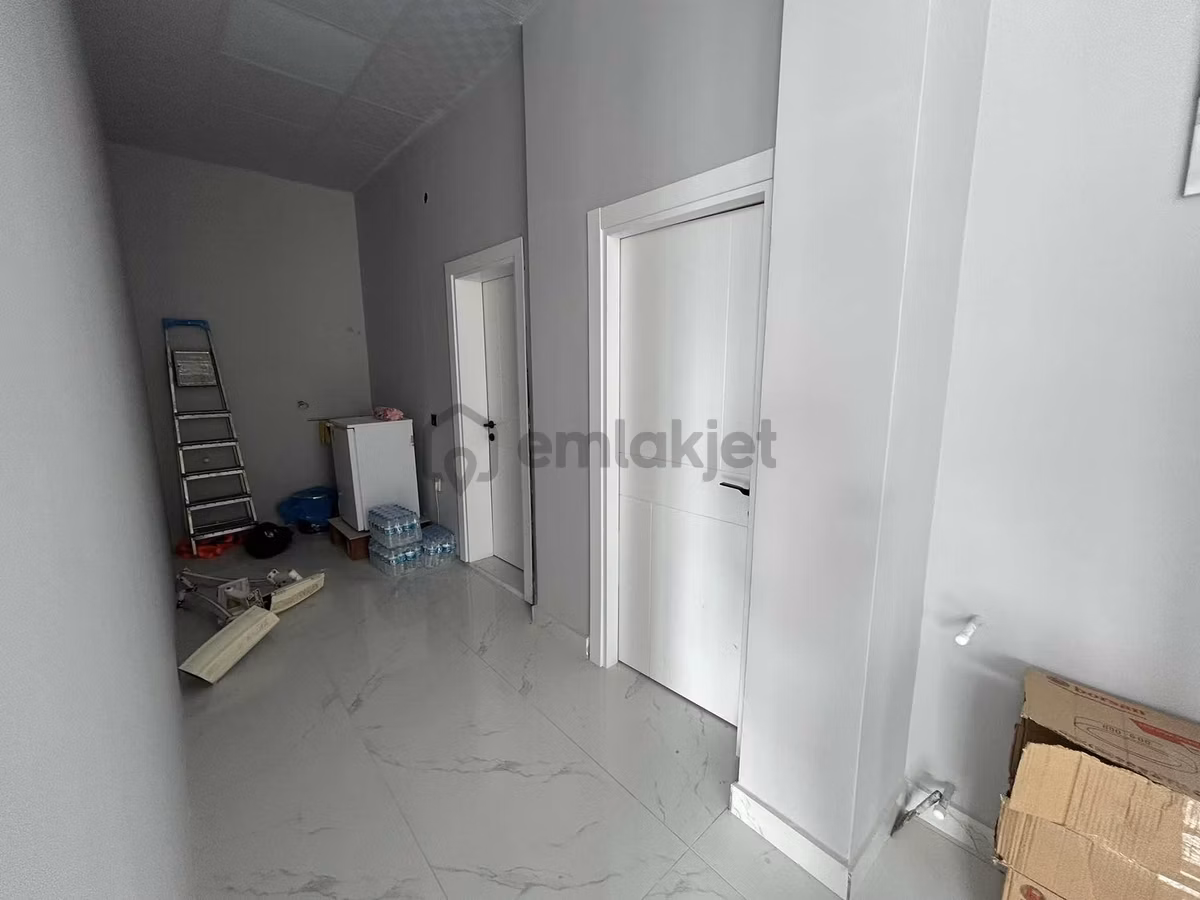 Bulvara Cephe Kirlık Dükkan - 8