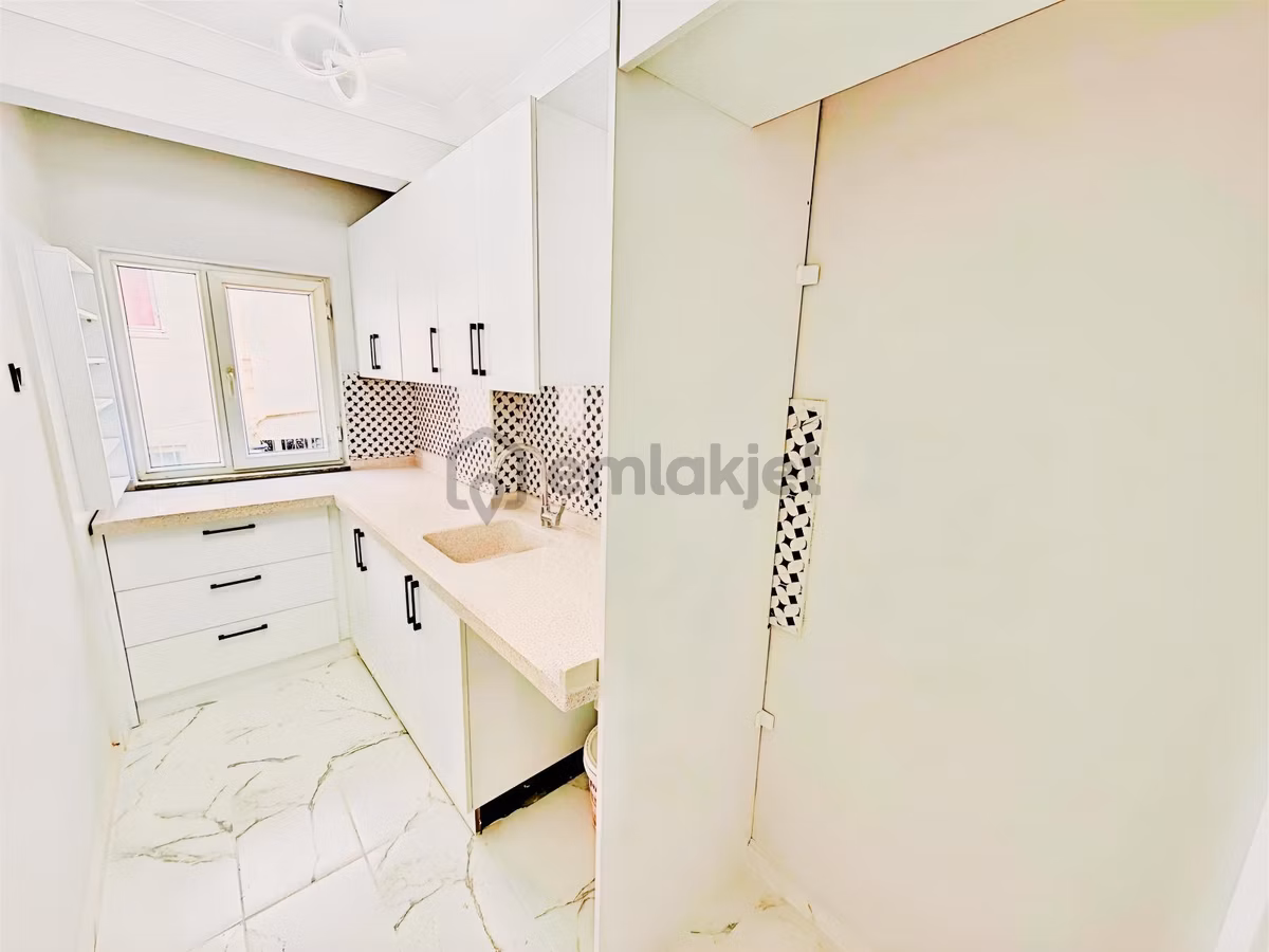 Altınkumda Tek Yetki Gültaş Emlaktan Satılık Denize 100mt 2+1 - 5