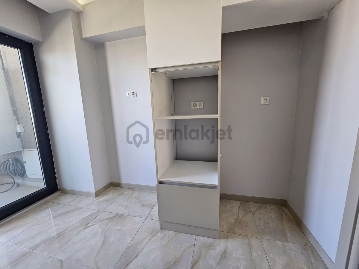 Metro Durağının Yanında Akıllı Ev 2+1 Kiralık Daire - 14