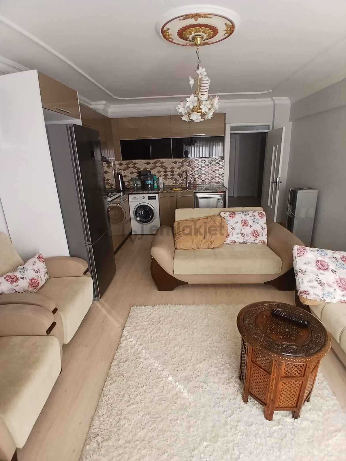 Karabağlar'da Aydınlık Ve Bakımlı 2+1 Satılık Daire - 4