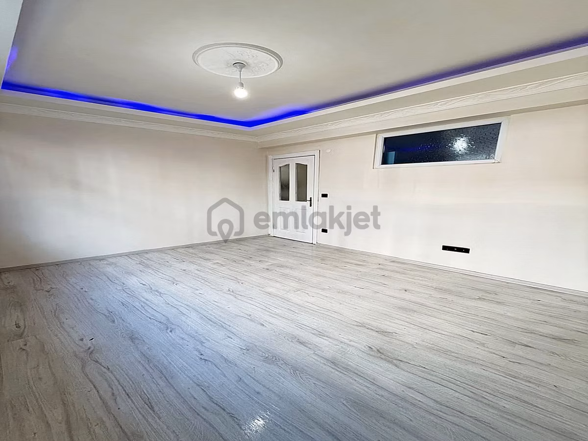 Cansever Yapı Farkı İle Kaçırılmayacak Satılık 2+1 Bahçe Katı - 5