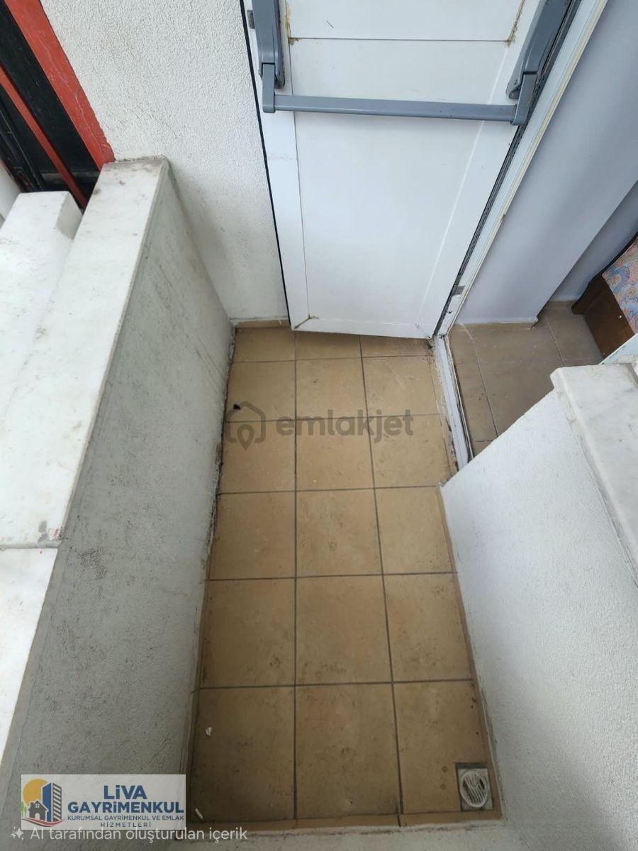 Karabük 100.yıl Mahallesinde Satılık 1+1 Daire - 23
